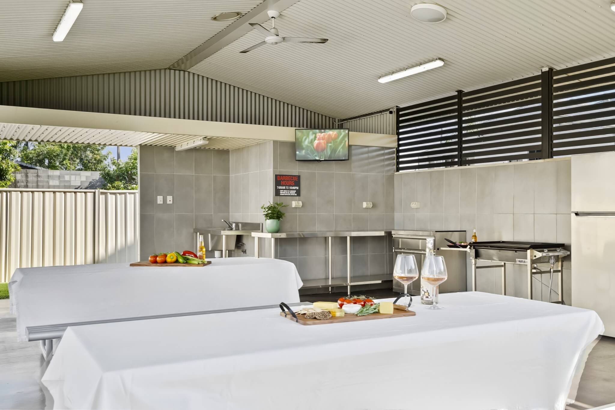 BBQ & outdoor area